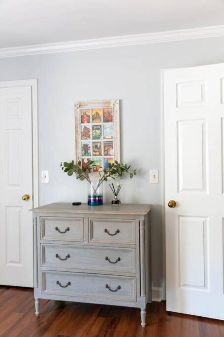 Walk To Broadway Charming Modern Historic Townhome ناشفيل المظهر الخارجي الصورة
