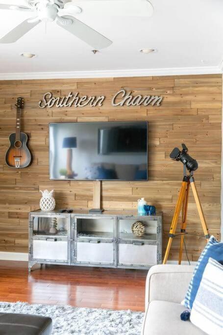 Walk To Broadway Charming Modern Historic Townhome ناشفيل المظهر الخارجي الصورة